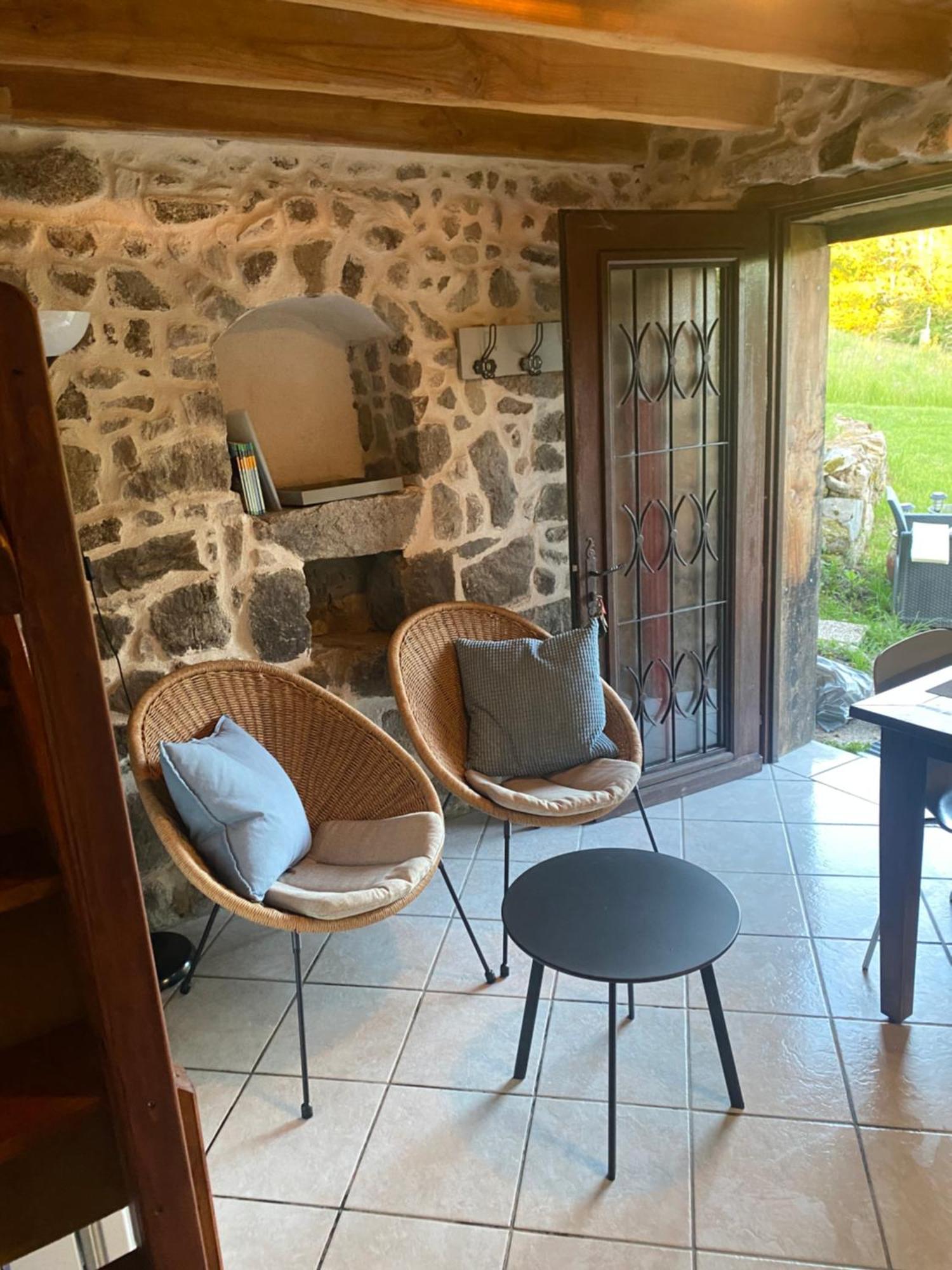 Maisonnette Chaleureuse De 35M2 Miremont  Buitenkant foto